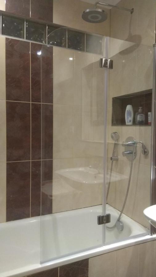 Old Summer House With Renovated Bathroom Πράγα Εξωτερικό φωτογραφία
